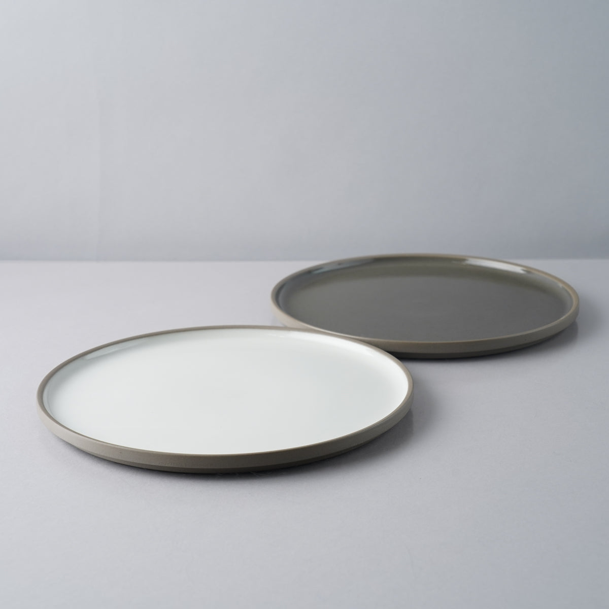 波佐見焼 HASAMI PORCELAIN GREY プレート(L) 22cm HASAMI PORCELAIN Studio1156