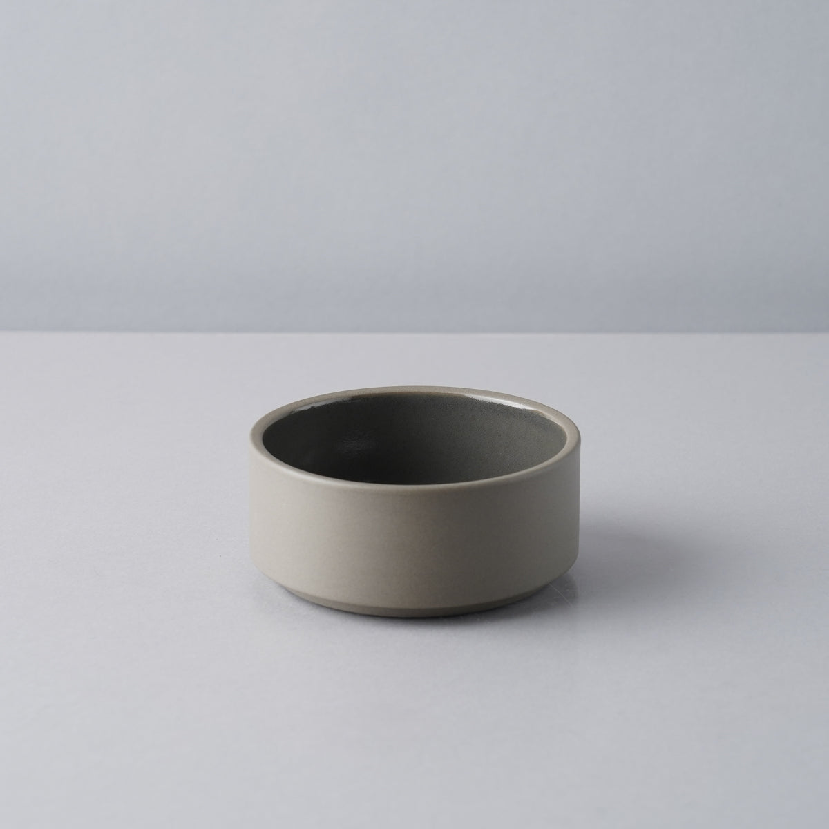 波佐見焼 HASAMI PORCELAIN GREY シャローボウル(XS) 8.5cm Dark grey(HDG107) HASAMI PORCELAIN Studio1156