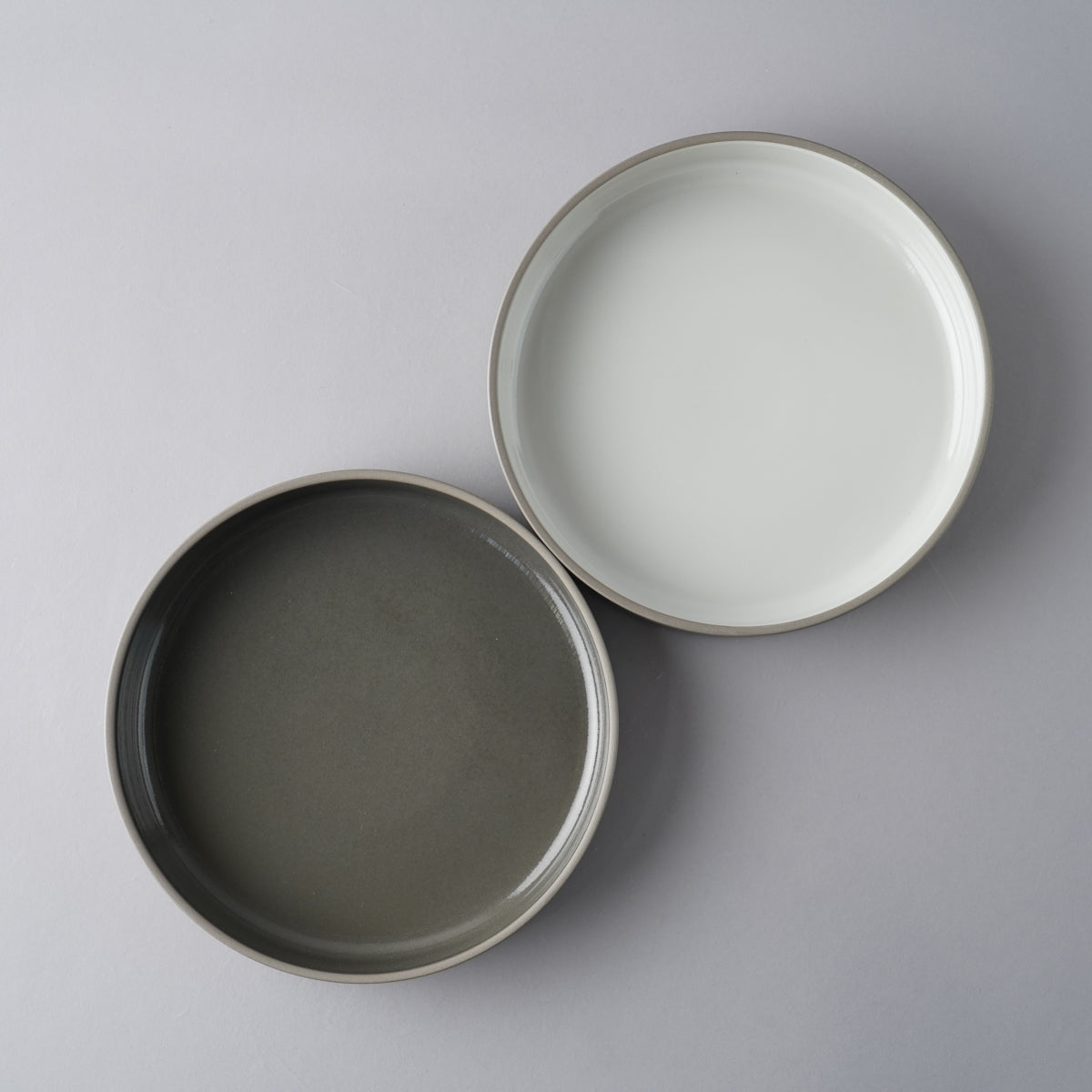 波佐見焼 HASAMI PORCELAIN GREY シャローボウル(M) 18.5cm HASAMI PORCELAIN Studio1156