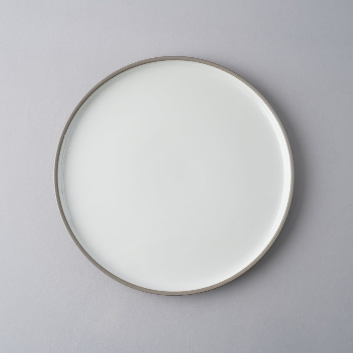 波佐見焼 HASAMI PORCELAIN GREY プレート(L) 22cm Ash White(HAW104) HASAMI PORCELAIN Studio1156