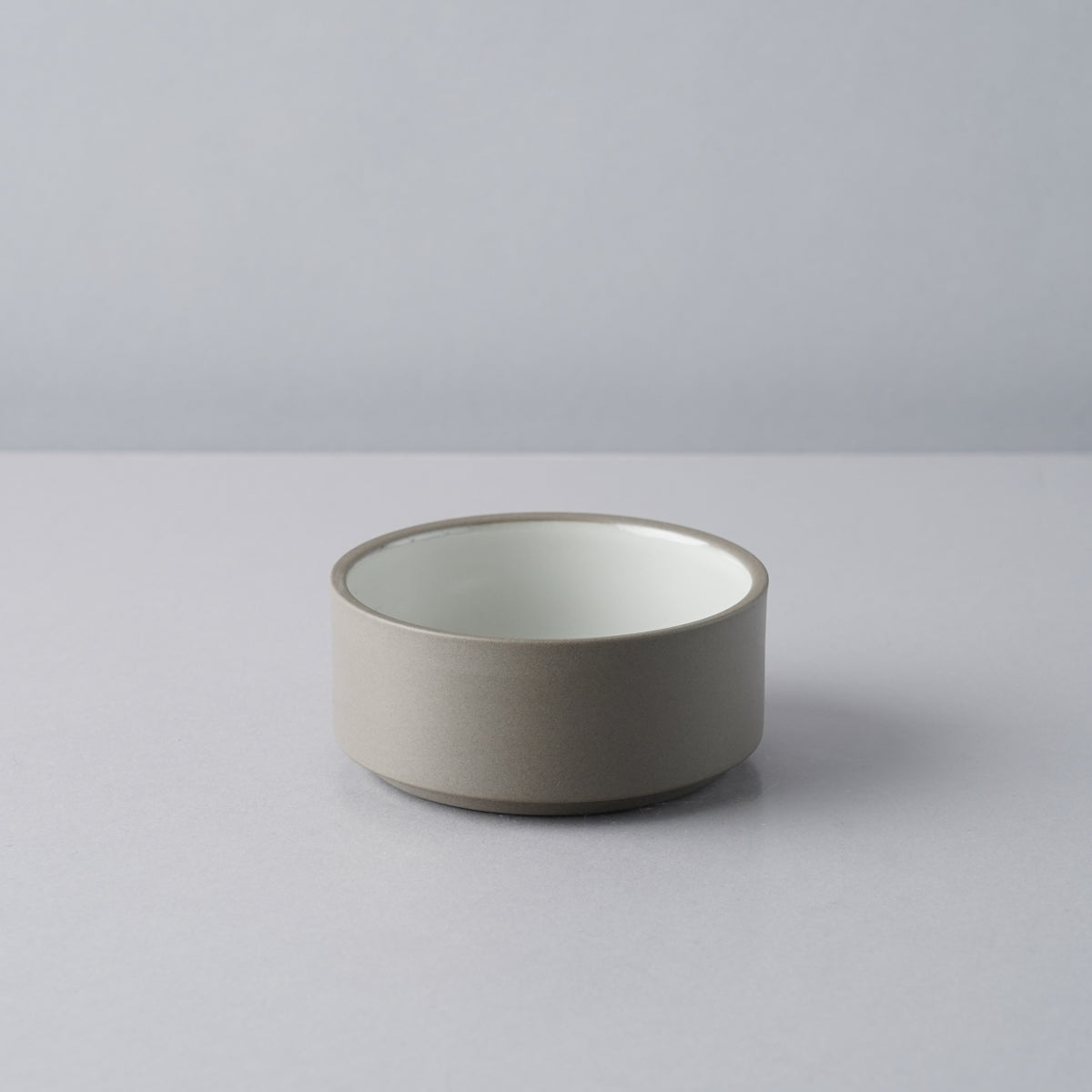 波佐見焼 HASAMI PORCELAIN GREY シャローボウル(XS) 8.5cm Ash White(HAW107) HASAMI PORCELAIN Studio1156