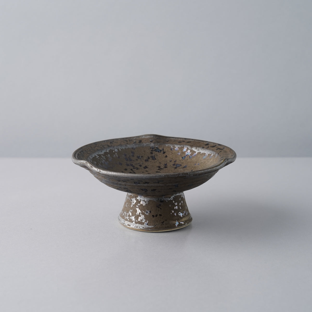 美濃焼 溶岩流 高台皿 12.5cm Mino-ware Studio1156