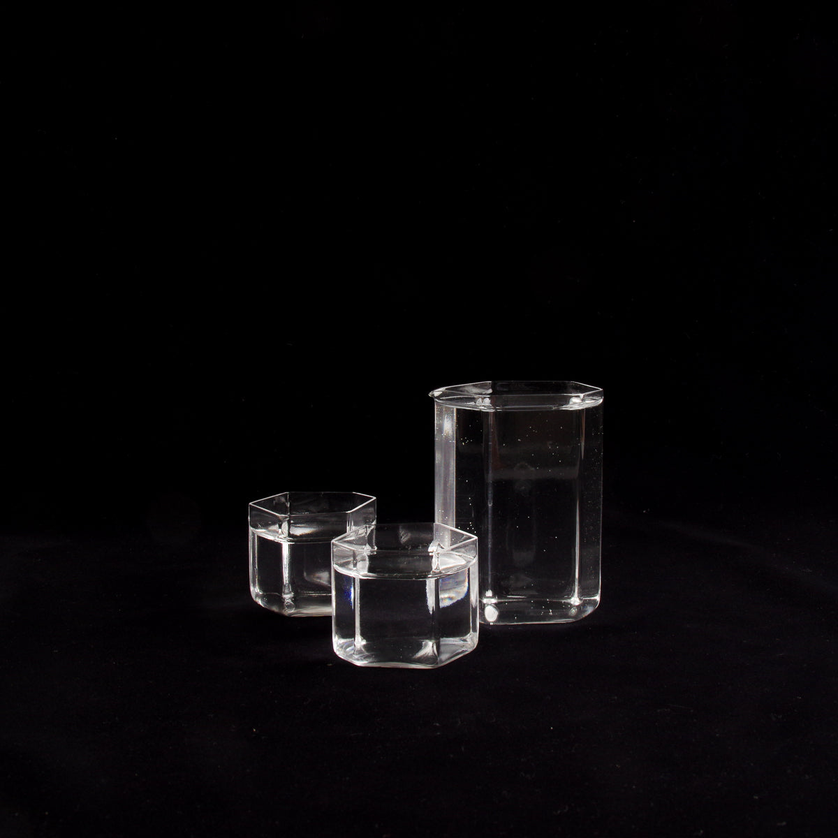 ガラス食器 六角角柱酒グラス ぐい呑み 60ml [全2種] Yoshinuma-glass
